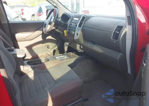 2011 Nissan Frontier Pro-4X z USA, uszkodzony, nr VIN 1N6AD0EV8BC404904